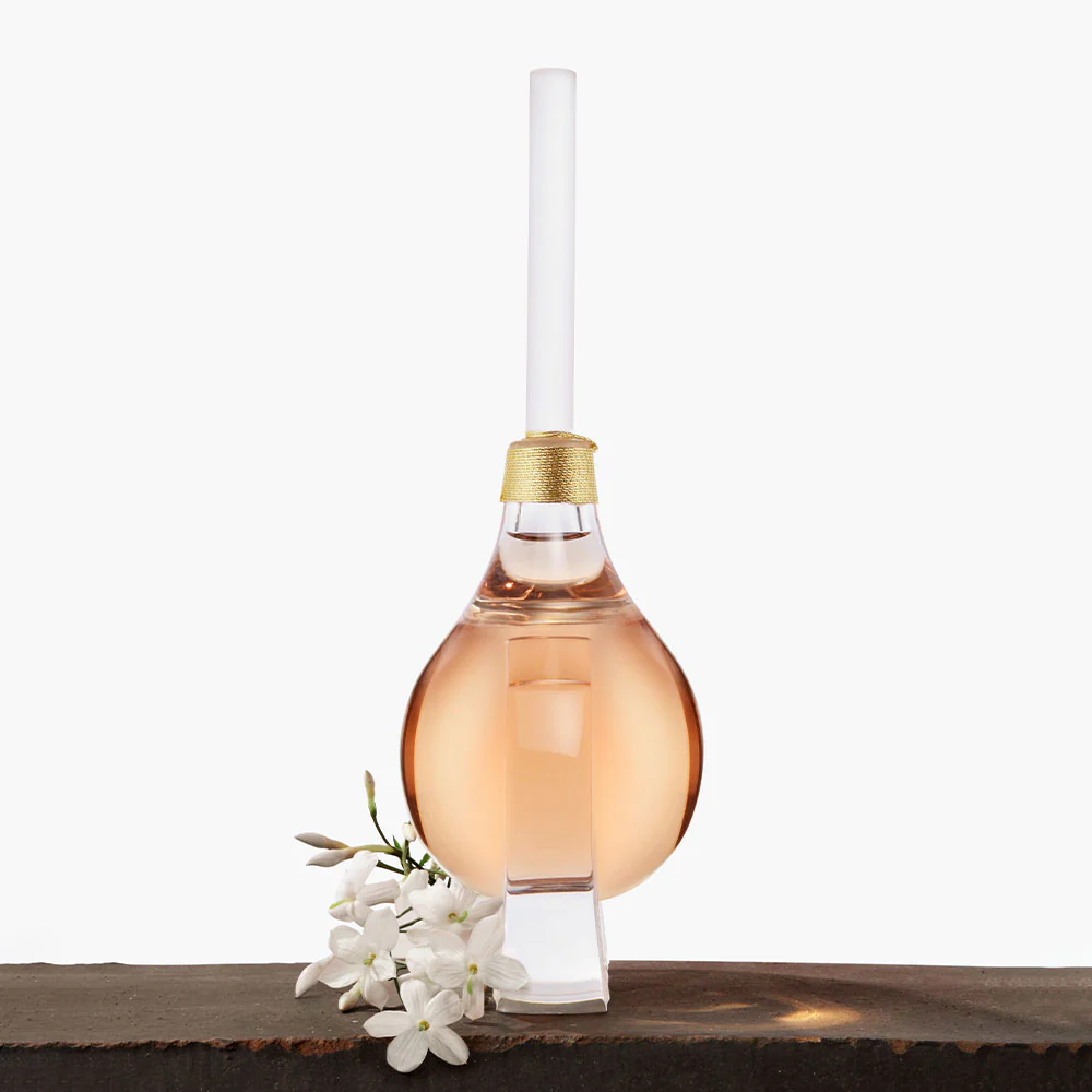 Lilique-Crystal-Bottle-FOUGERES